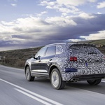 Volkswagen Touareg naj bi se dobro znašel tudi na slabših terenih (foto: Volkswagen)