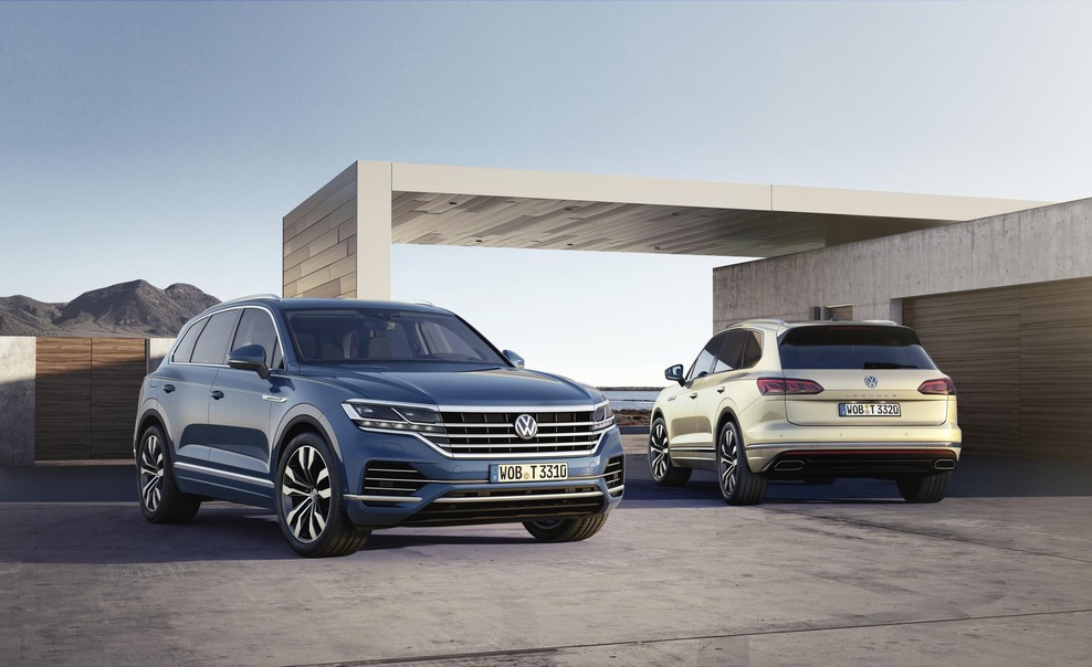 Izšel je novi Avto magazin! Testi: Kia Stinger, Dacia Duster, VW Tiguan Allspace