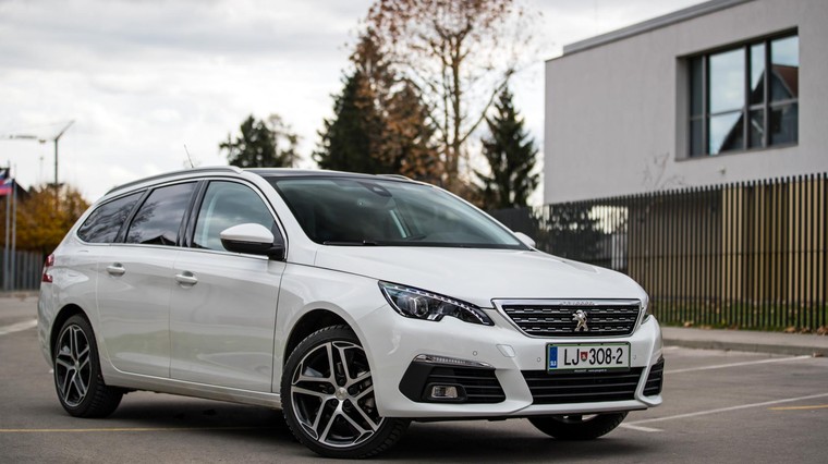 Kratki test: Peugeot 308 SW 1.6 BlueHDi 120 EAT6 Allure (foto: Uroš Modlic)
