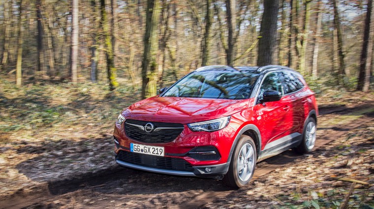 Opel razpolavlja stroške razvoja vozil (foto: Opel)
