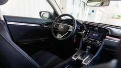 Kratki test: Honda Civic Grand 1.5 VTEC Turbo CVT