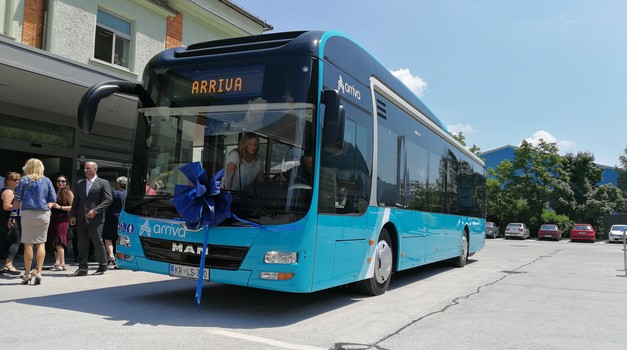 V Slovenijo je zapeljal prvi električni avtobus (foto: Jure Šujica)
