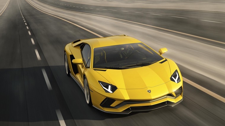 Lamborghinija ni prevzela vročica turbo motorjev (foto: Lamborghini)