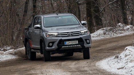 Kratki test: Toyota Hilux Executive Invincible
