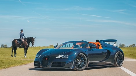 Naprodaj sta dva zelo redka Bugattija Veyrona