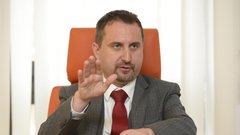Igor Velov, direktor AVP: "Sem privrženec manjših kazni in stalnega nadzora."