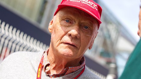 Nikki Lauda prestal zahtevno operacijo presaditve pljuč