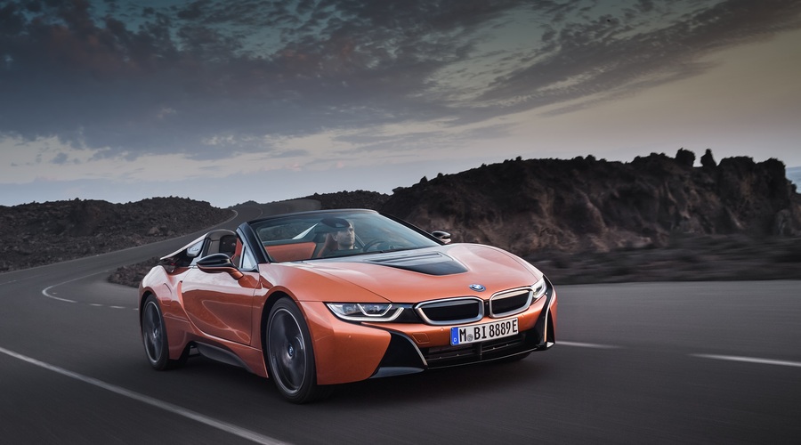 Prihodnja generacija BMW i8 bi lahko imela bencinski štirivaljni motor (foto: BMW)