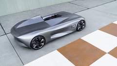 Infiniti Prototype 10 združuje podobo klasičnega spyderja in tehnologijo elektromotorjev