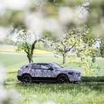 Mercedes-Benz delno razkril svoj prvi električni SUV (foto: Daimler AG)