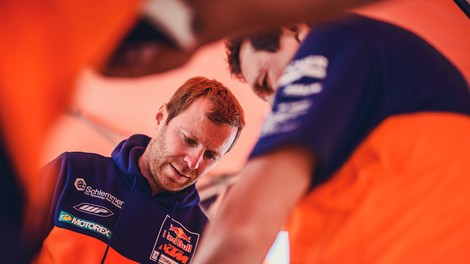 S Tino čez bankino #25: Stefan Huber, tehnični šef reli ekipe KTM o tem, kako postati ... šef