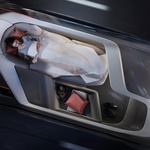 Volvo z avtonomnim avtomobilom poskuša letalskim družbam speljati potnike (foto: Volvo)