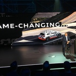 Audi e-tron je razkril predsednik uprave Audija Bram Schot. (foto: Dušan Lukič)