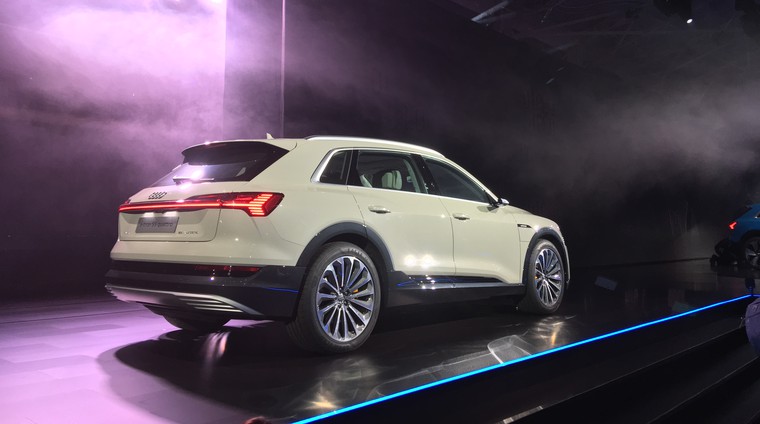 Audi je predstavil svoj prvi pravi električni avtomobil, dolgo pričakovani e-tron (foto: Dušan Lukič)