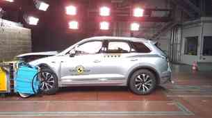 EuroNCAP: Audi A6 in VW Touareg dobila pet zvezdic, Suzuki Jimny tri (video)