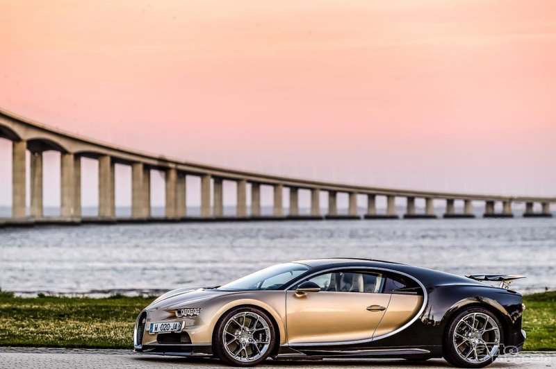 Bo Bugatti avtomobilsko paleto okrepil s športnim terencem? (foto: Bugatti)