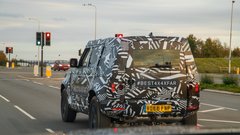 Razkrivamo: Land Rover že preizkuša novega Defenderja