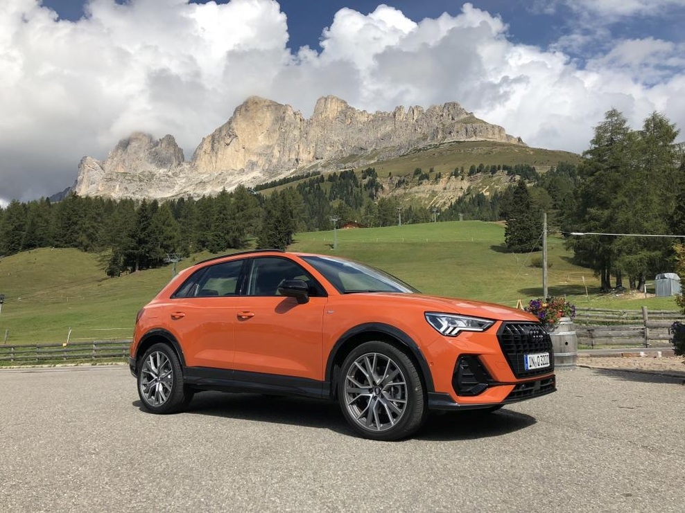 Izšel je novi Avto magazin! Testi: Audi A6, Lexus LS, Ford Mustang Convertible, Volkswagen Golf GTI