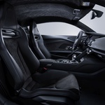 Audi R8 je polepšan in okrepljen (foto: Audi)