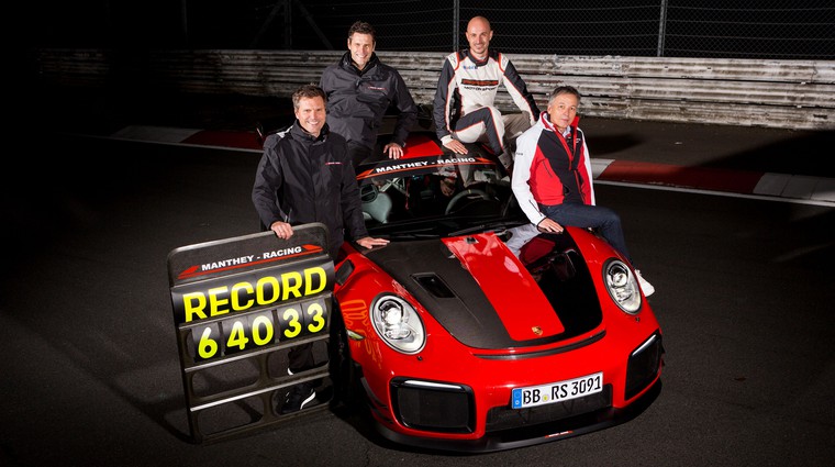 Video: Porsche 911 GT2 RS znova vzel primat na Nürburgringu (foto: Porsche)