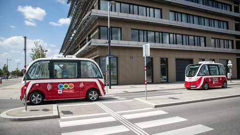 Na Dunaju bosta začela delovati prva avtonomna avtobusa na kratke razdalje
