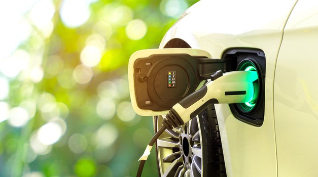 Razmišljate o nakupu električnega avtomobila? Tukaj vsi odgovori na enem mestu! (foto: Shutterstock)