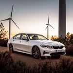 Nova BMW-jeva priključnohibridna trojka je postala še bolj ekološka (foto: BMW)