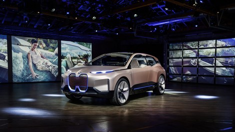Los Angeles 2018: BMW Vision iNext končno razkrit tudi širši javnosti