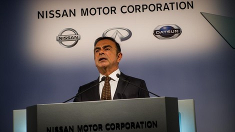 Renault je Carlosu Ghosnu odrekel odpravnino