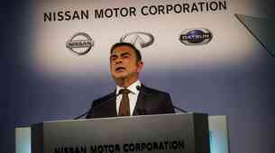 Renault je Carlosu Ghosnu odrekel odpravnino