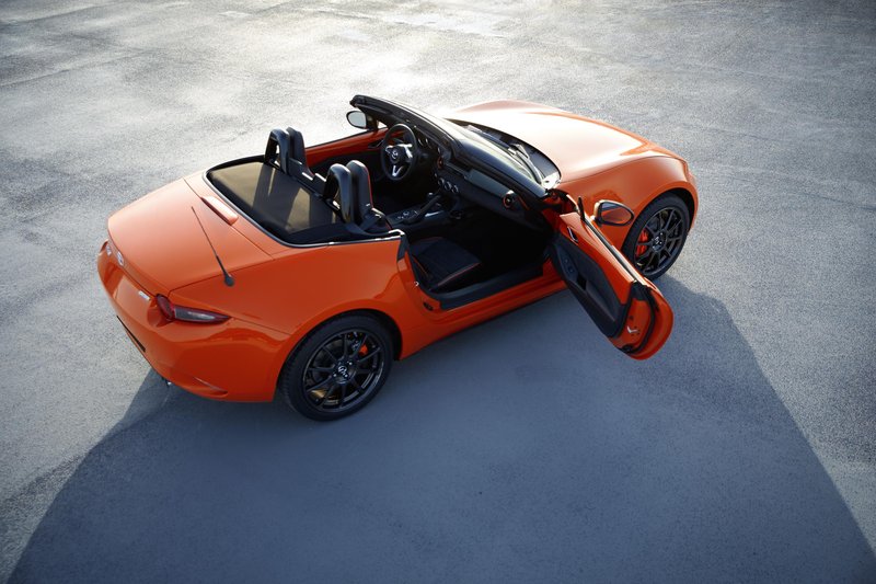 Analogna prihodnost za najbolj priljubljenega roadsterja. Mazda MX-5 bo ostala taka, kakršno poznamo