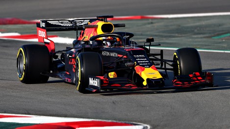 Formula 1: Kimi Raikkonen poskrbel za predčasen konec prvega dne testiranj