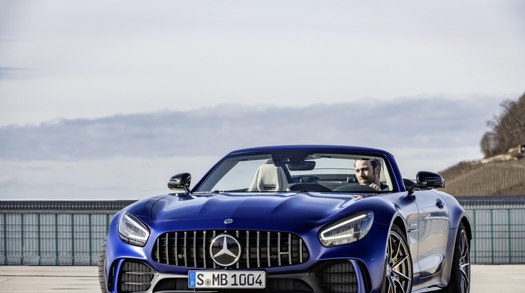 Mercedes tik pred premiero v Ženevi razkril najmočnejšega kabrioleta AMG GT (foto: Daimler AG)
