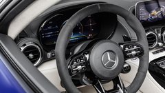 Mercedes tik pred premiero v Ženevi razkril najmočnejšega kabrioleta AMG GT