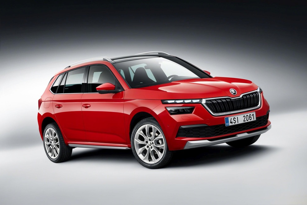 Izšel je novi Avto magazin! Testi: Peugeot 508, Mitsubishi Outlander PHEV, Audi A1 Sportback, Citroen C5 Aircross