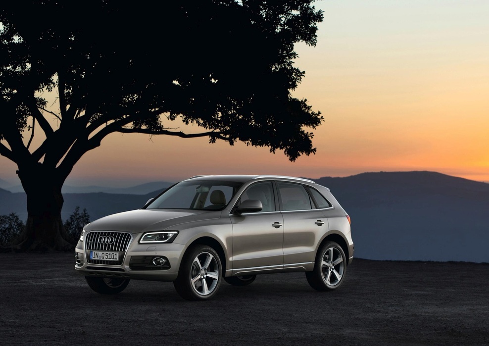 Izšel je novi Avto magazin! Testi: Peugeot 508, Mitsubishi Outlander PHEV, Audi A1 Sportback, Citroen C5 Aircross