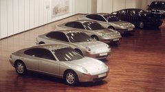 Porsche praznuje 10. obletnico prelomnega modela