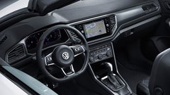 Volkswagen širi družino T-Roc: kompaktnemu terencu se je pridružil še dvovratni kabriolet