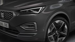 Seat predstavlja prvega priključnega hibrida