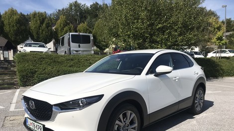 Novo v Sloveniji: CX-30