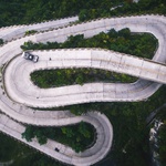 Nova Climbkhana: Ken Block gume radiral na eni najbolj nevarnih cest na svetu (foto: Hoonigan)