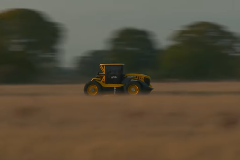 Video: S traktorjem prvič več kot 200 kilometrov na uro! (foto: Youtube: JCBmachines)