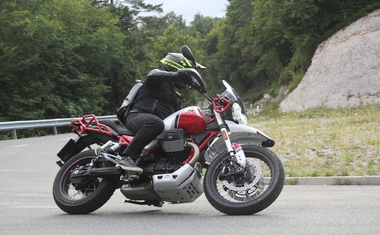 Moto Guzzi V 85