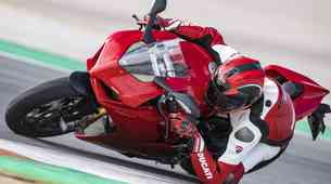 Ducati je pripravil dirkaški paket za Panigale V4