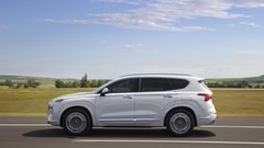 Prenova po vsega dveh letih - kaj prinaša (skoraj) novi Hyundai Santa-Fe?
