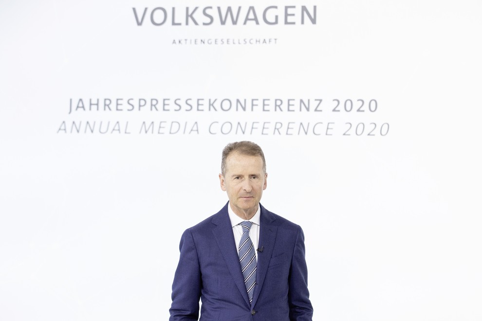 Volkswagen skoraj čez noč odstranil generalnega direktorja. Kje je razlog?