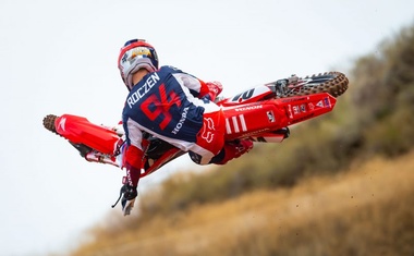 Monster Energy Supercross: povratek Roczna (video)