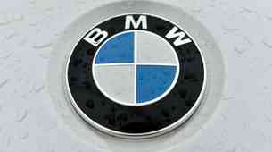 BMW v drugem letošnjem četrtletju ustvaril 212 milijonov evrov čiste izgube