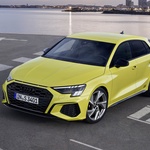 Premiera - Audijev 'hot-hatch' presegel magično mejo 300 'konjev' (foto: Audi)