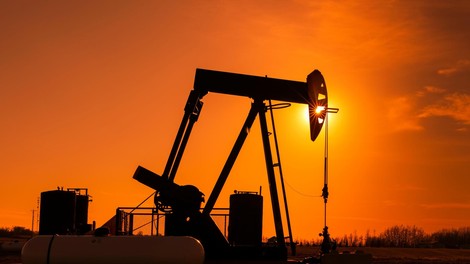 Kaj poganja cene nafte navzgor - in v zadnje obdobju tudi navzdol